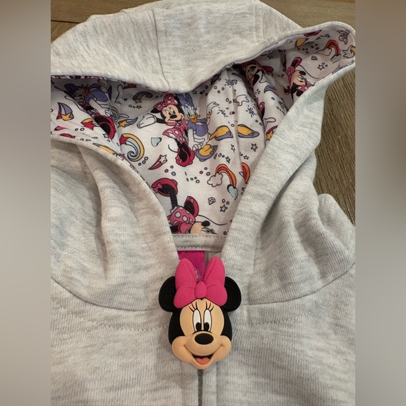DISNEY JUNIOR • Kids' Minnie Mouse Sweatshirt • Size 6 • NWT - Picture 3 of 5